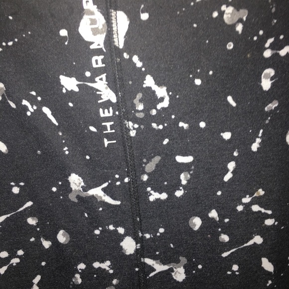 Graphic Print Work Out Tee - Picture 5 of 5